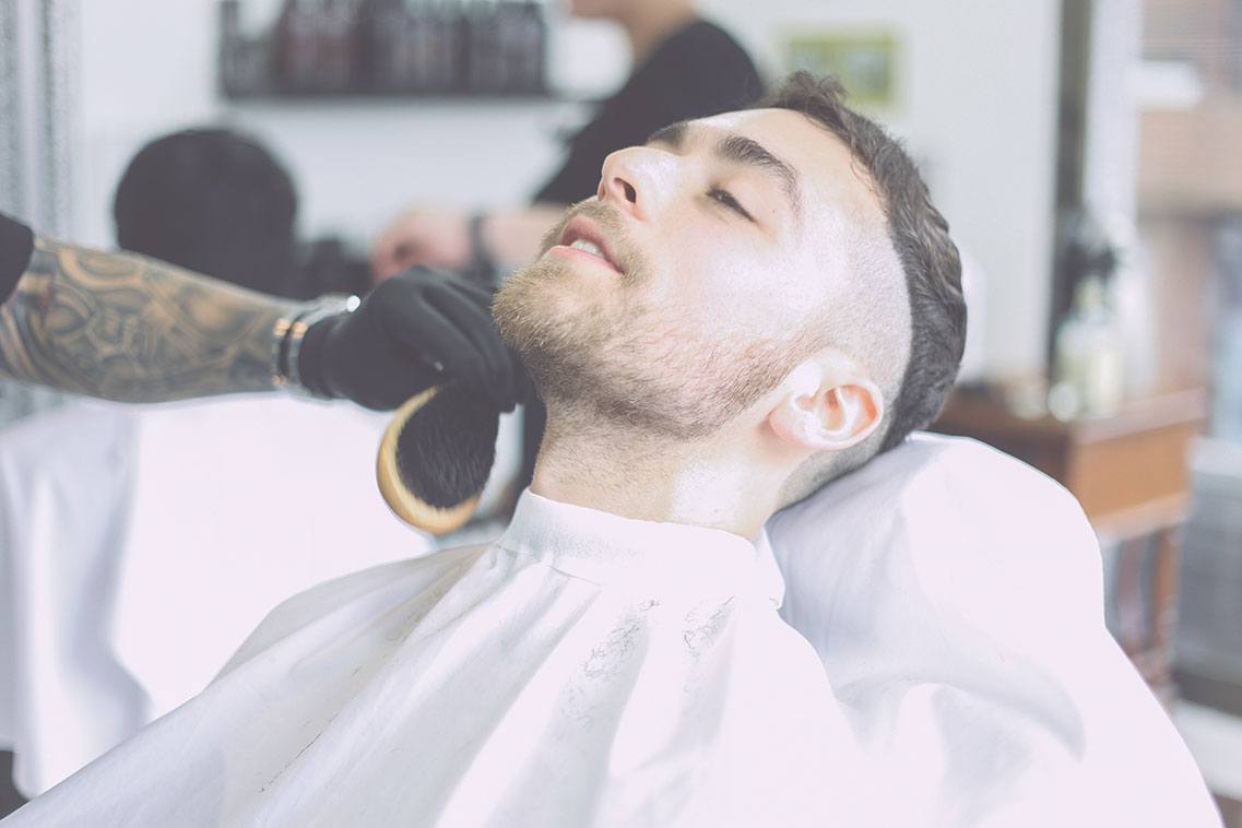 haircris peluqueria barbería perfilado afeitado servicios HC 2
